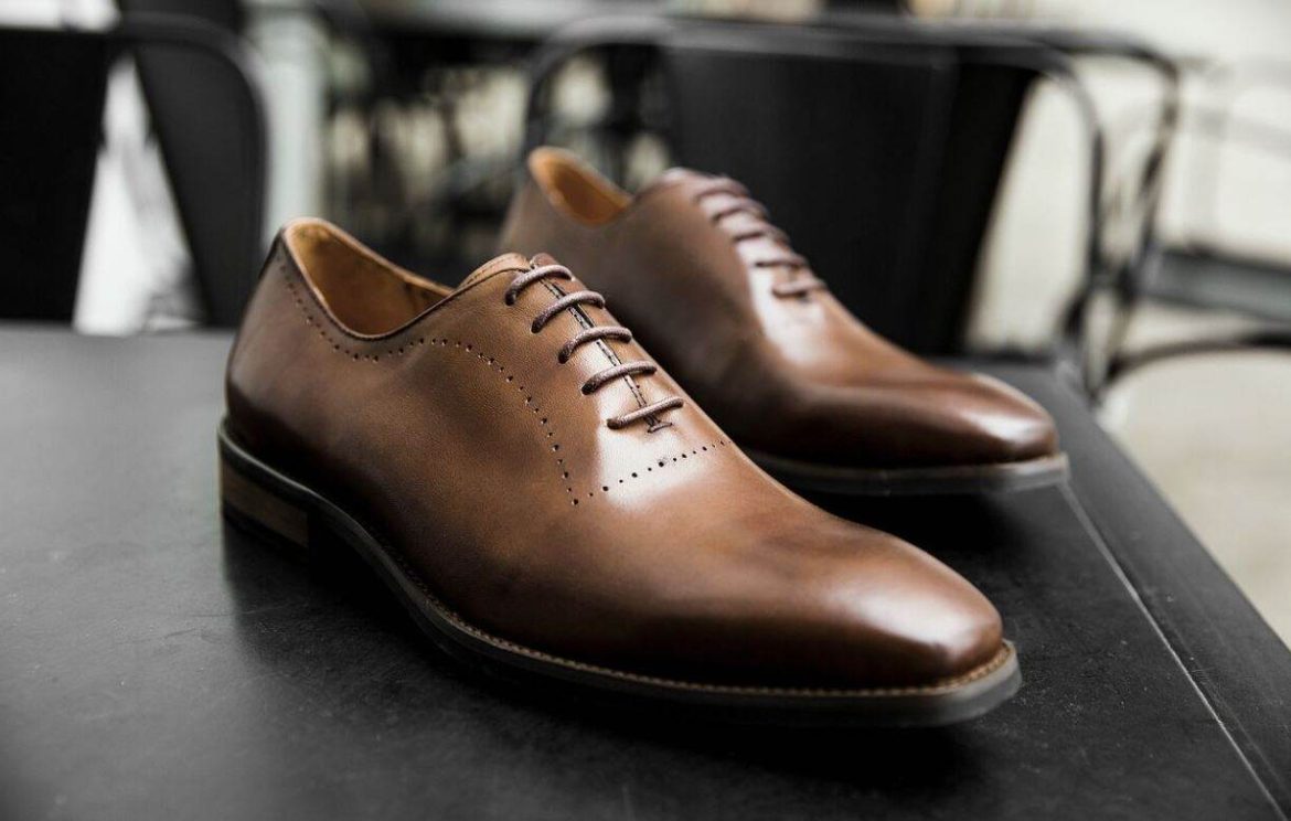 Luxury leather shoes Purchase Price + Photo