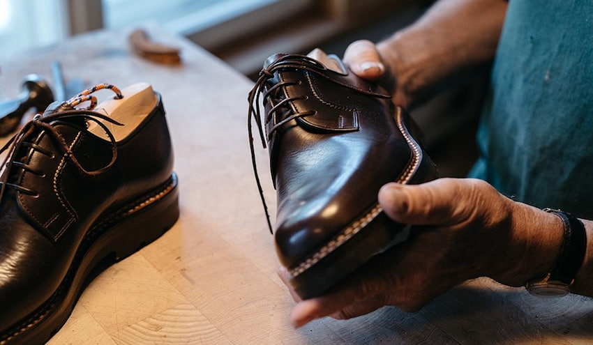  Leather Shoes in Washing Machine + Leather Shoes in Washer 