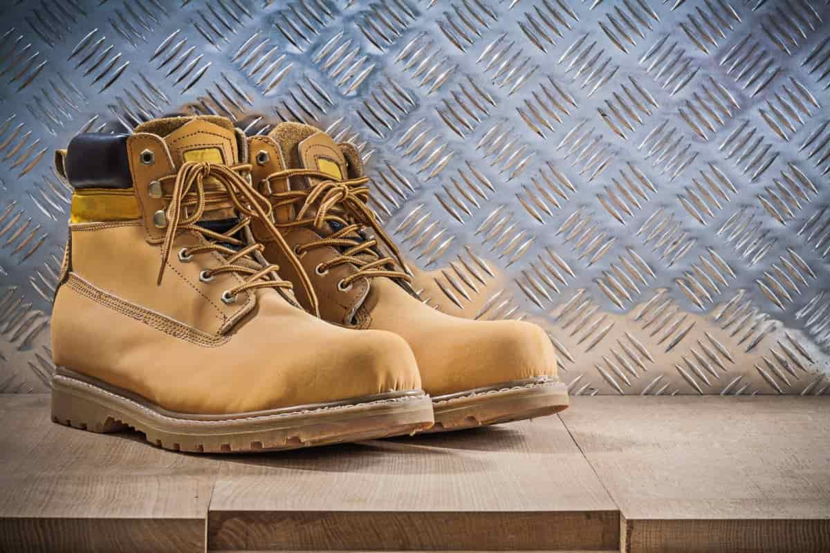  Caterpillar Safety Shoes in Pakistan; Light Different Sizes 2 Types Shoes Boots 