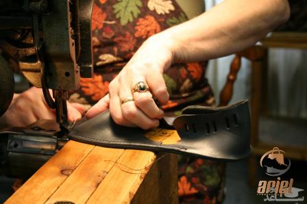 Learning to buy an Suede leather shoes online from zero to one hundred